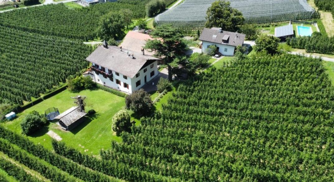 Mareinhof Vetzan-Apples,Apartment&More シランドロ エクステリア 写真
