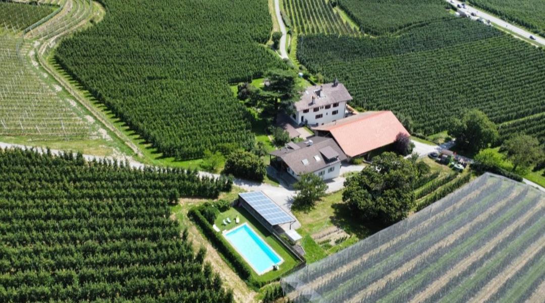 Mareinhof Vetzan-Apples,Apartment&More シランドロ エクステリア 写真